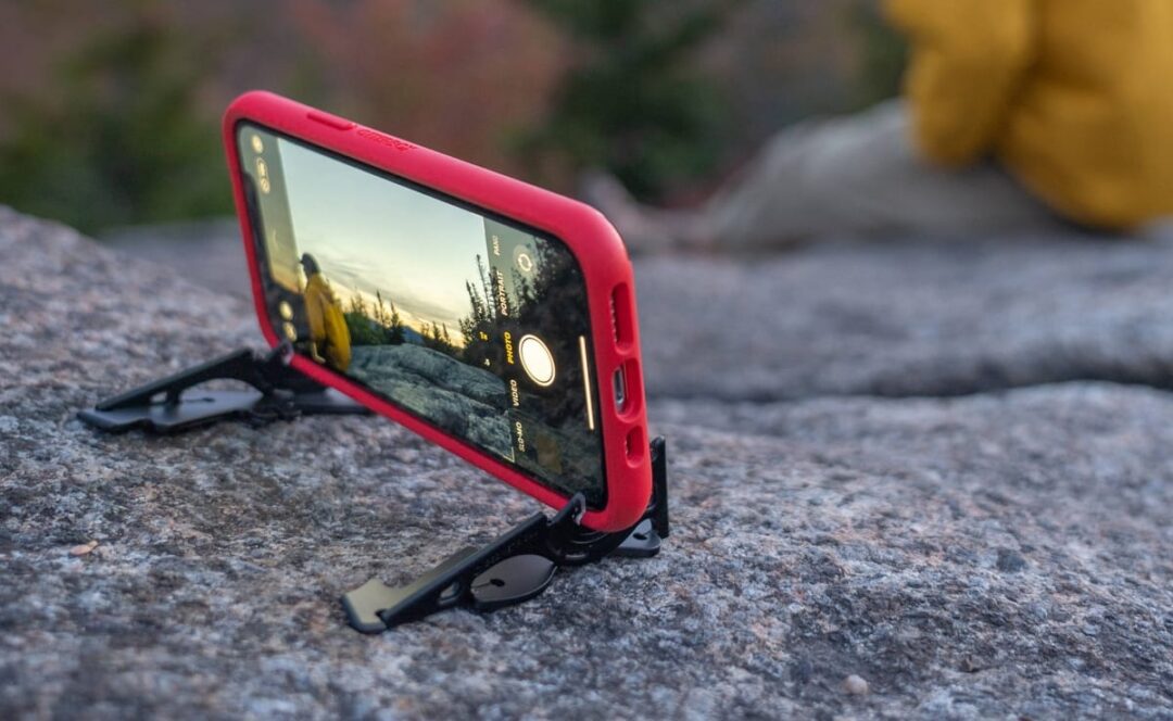 7 Compact Phone Tripod That Guarantees to Fit in Your Pocket