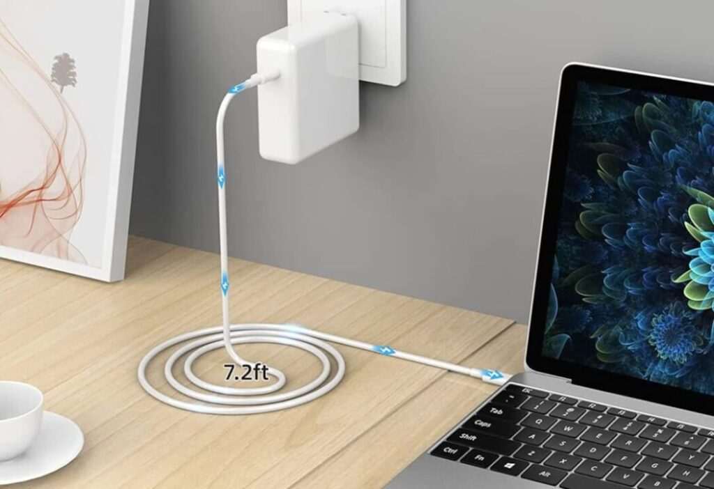 6 Best Universal Laptop Chargers for Every Budget