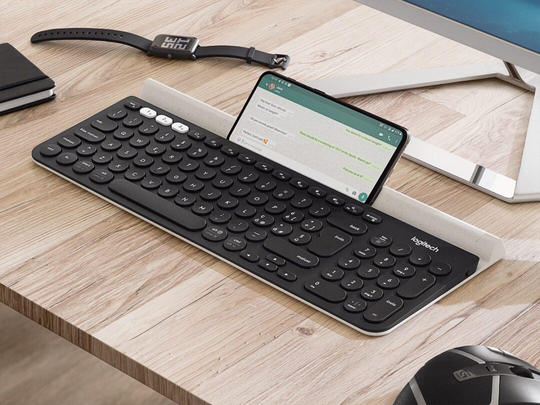 9 Best Portable Bluetooth Keyboards to Type on Smartphones