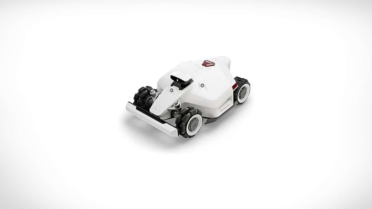 LUBA 2 AWD 3000 Robot Lawn Mower