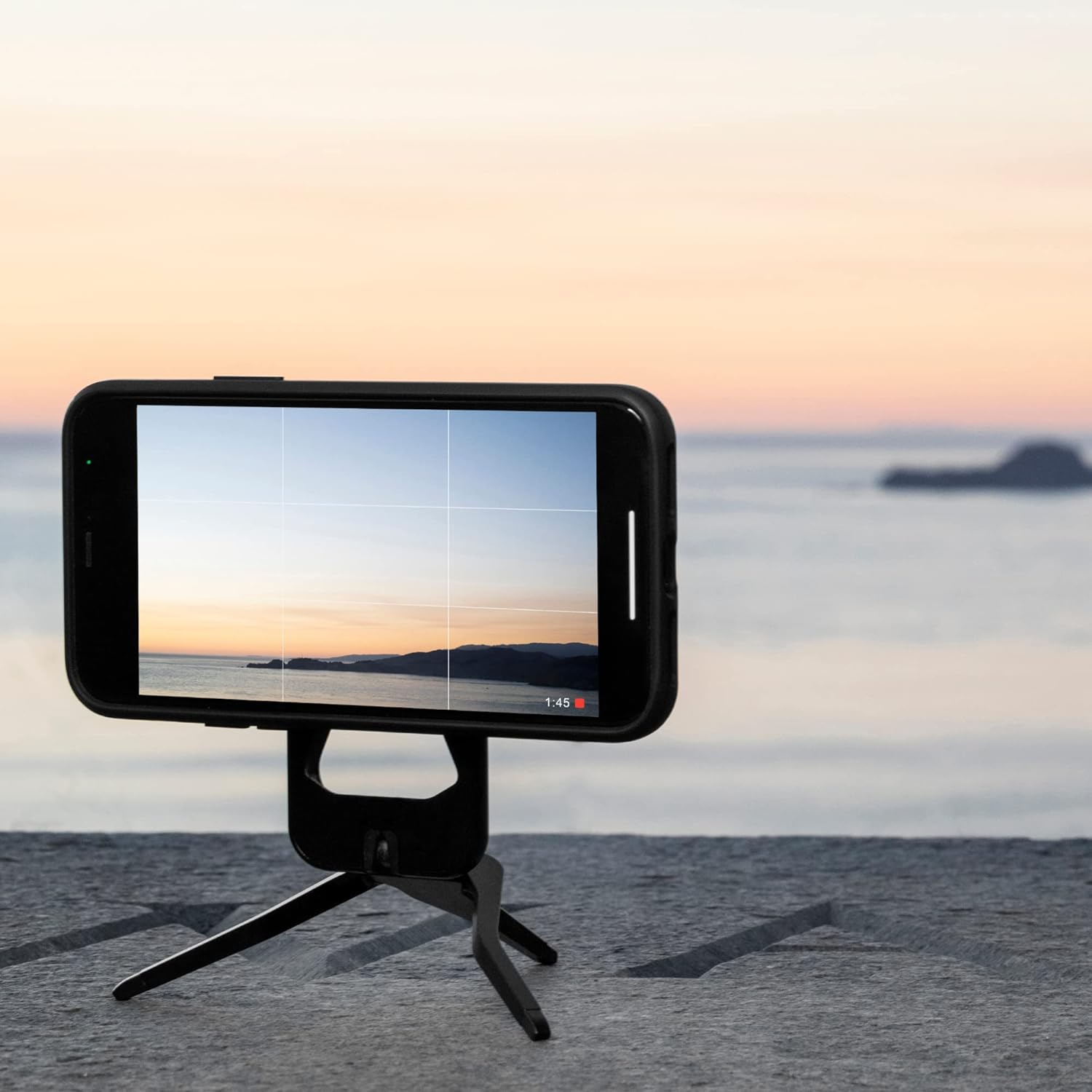 Peak Design Mobile Tripod – Black: Ultra-Secure Magnetic Attachment for Your Phone