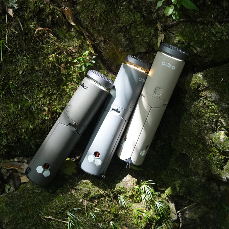 This Telescopic Lantern Boasts 720° Rotation and a 12,000mAh Battery