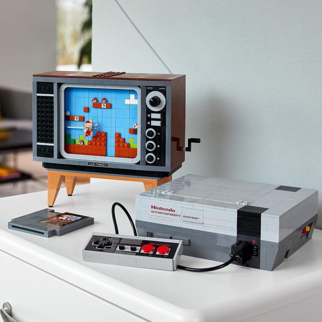 Build Your Own NES and TV with This LEGO Kit